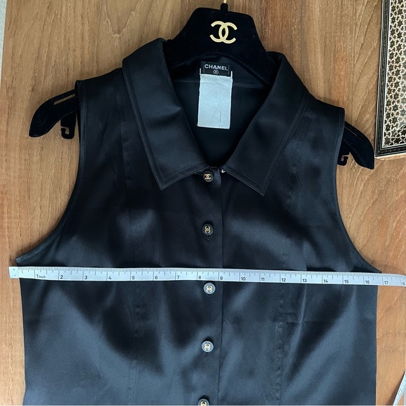 ❌SOLD❌ CHANEL Vintage 1996 CC Logo Black Silk Blouse Gold FR40 M Excellent Auth - Picture 13 of 15